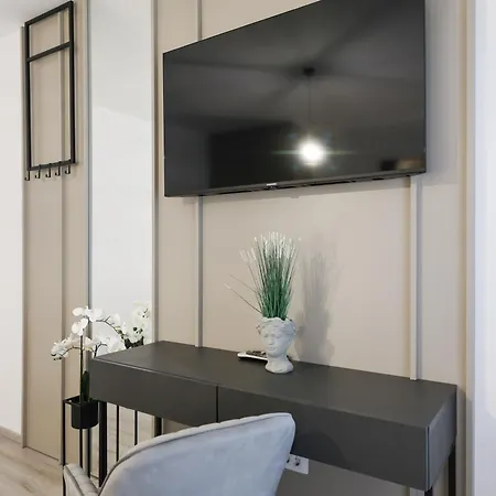Classy Apartments In City Centar Zadar Exterior photo