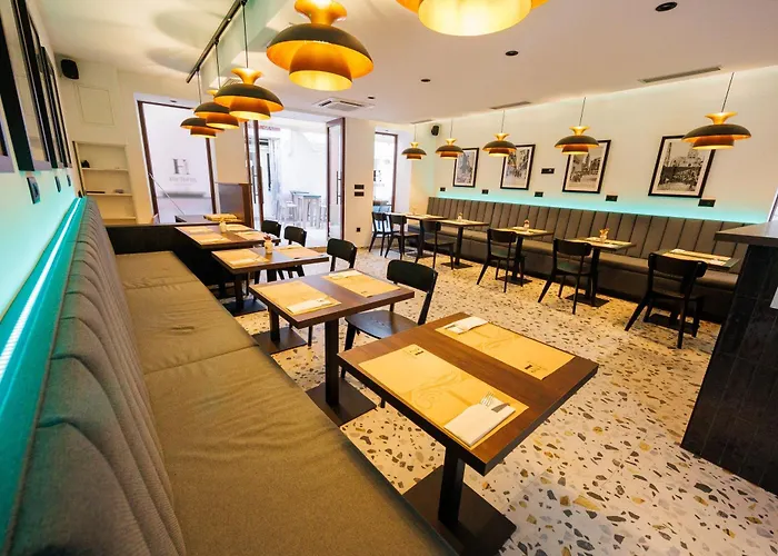 Classy Apartments In City Centar